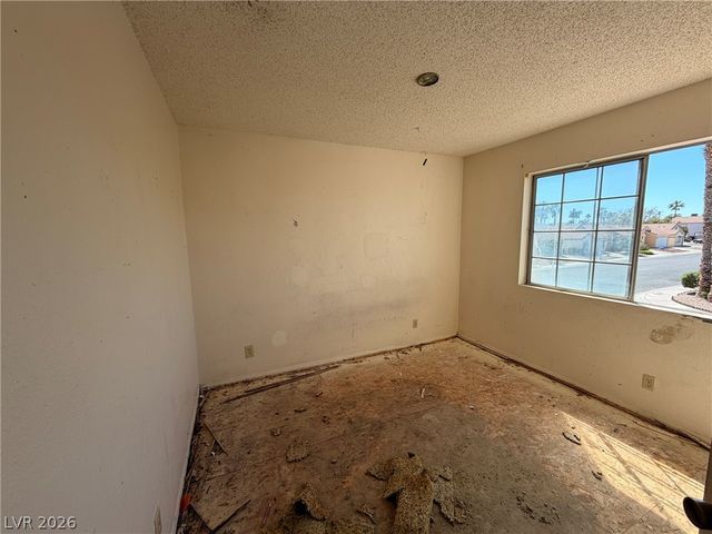 6432 Yarmouth Drive, Las Vegas, NV 89108