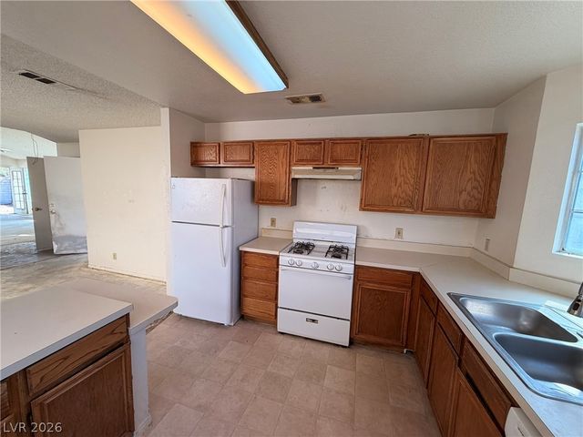 6432 Yarmouth Drive, Las Vegas, NV 89108