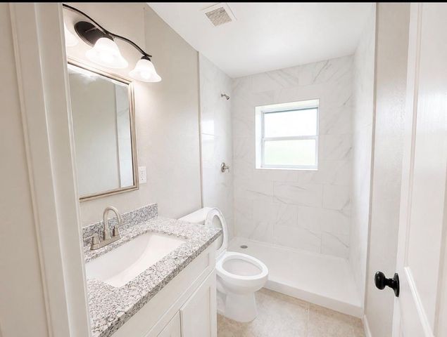 11938 Flushing Meadows Drive, Houston, TX 77089