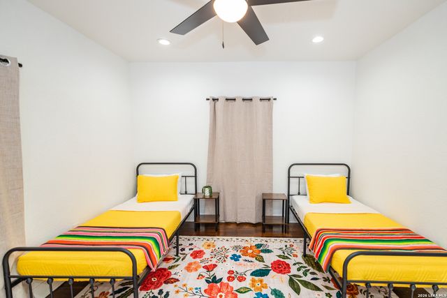 321 Andrews, San Antonio, TX 78209