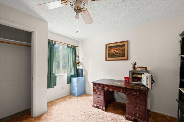 14702 CR 719, Webster, FL 33597