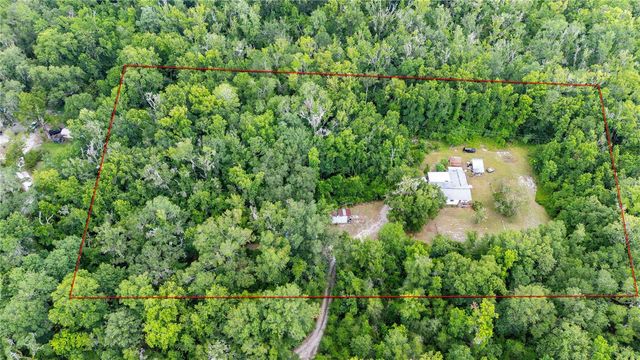 14702 CR 719, Webster, FL 33597