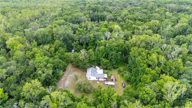 14702 CR 719, Webster, FL 33597