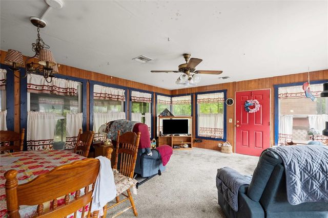 14702 CR 719, Webster, FL 33597