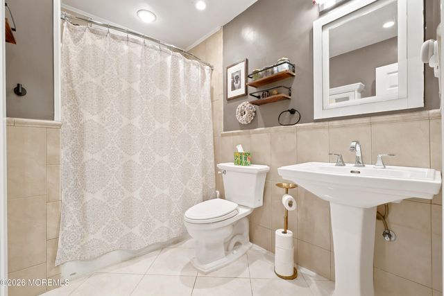 1 Revere Court, Jackson, NJ 08527