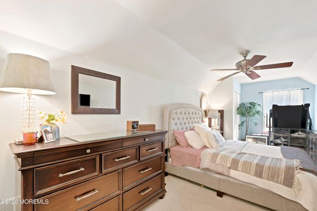 1 Revere Court, Jackson, NJ 08527