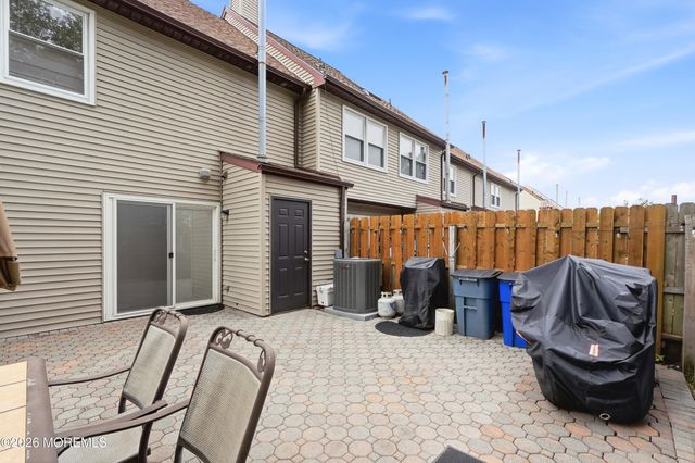 1 Revere Court, Jackson, NJ 08527