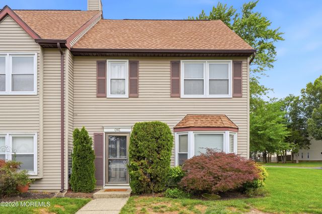 1 Revere Court, Jackson, NJ 08527
