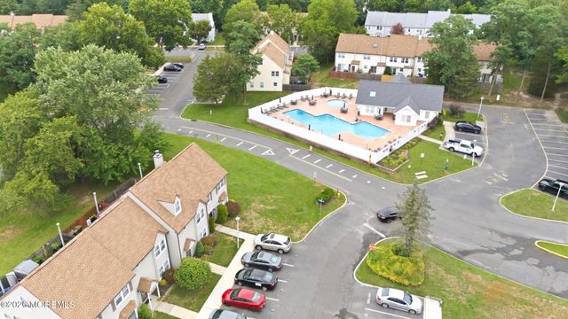 1 Revere Court, Jackson, NJ 08527