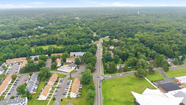 1 Revere Court, Jackson, NJ 08527