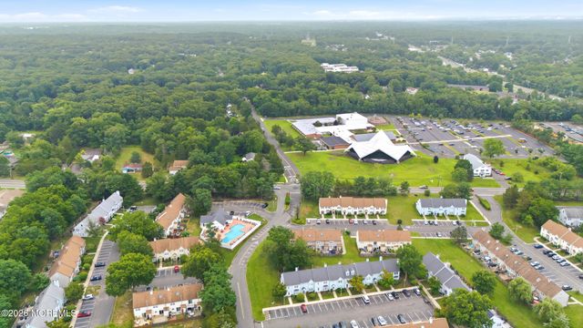 1 Revere Court, Jackson, NJ 08527