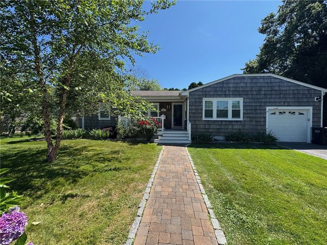 41 Dudley Avenue, Newport, RI 02840