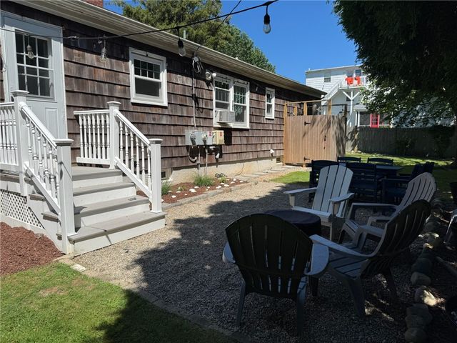 41 Dudley Avenue, Newport, RI 02840