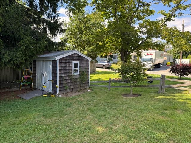 41 Dudley Avenue, Newport, RI 02840