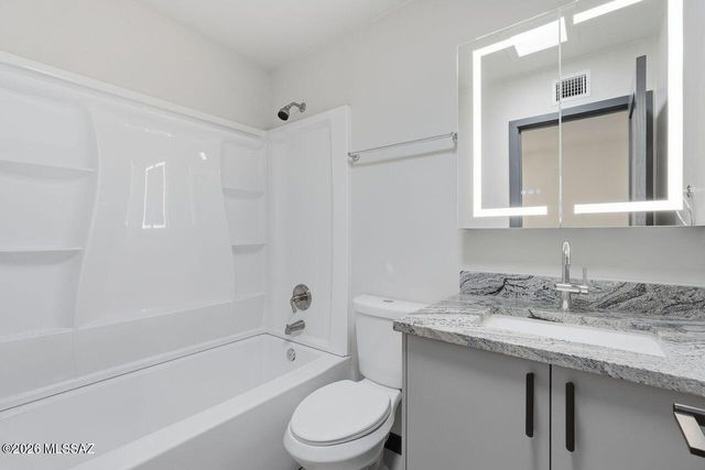 4711 E Silver Place, Tucson, AZ 85712