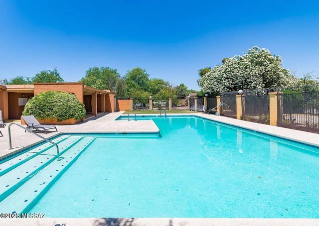 4711 E Silver Place, Tucson, AZ 85712