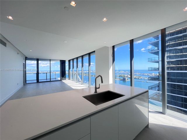 700 NE 24th St 5107, Miami, FL 33137