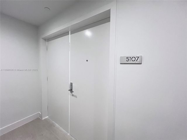 700 NE 24th St 5107, Miami, FL 33137