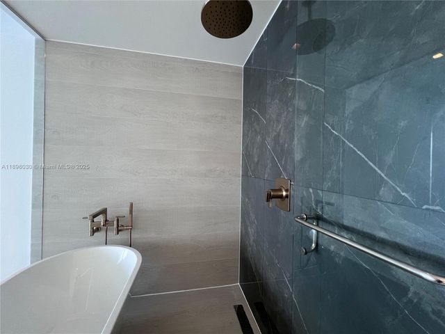 700 NE 24th St 5107, Miami, FL 33137