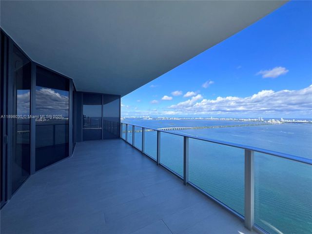 700 NE 24th St 5107, Miami, FL 33137