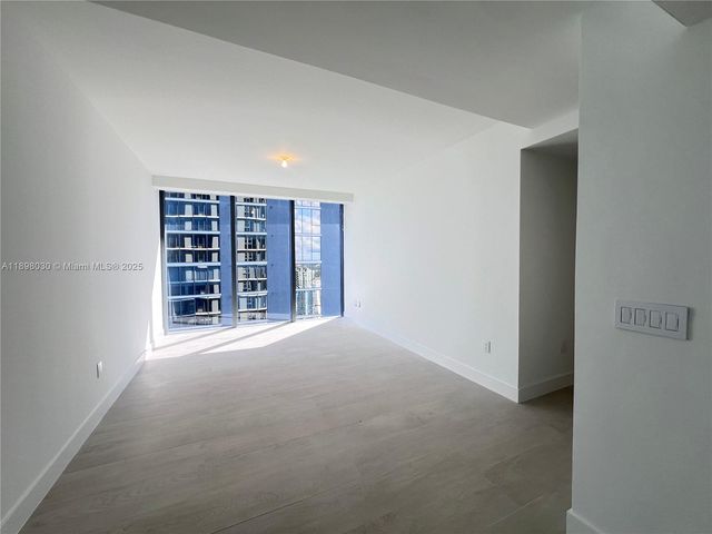 700 NE 24th St 5107, Miami, FL 33137