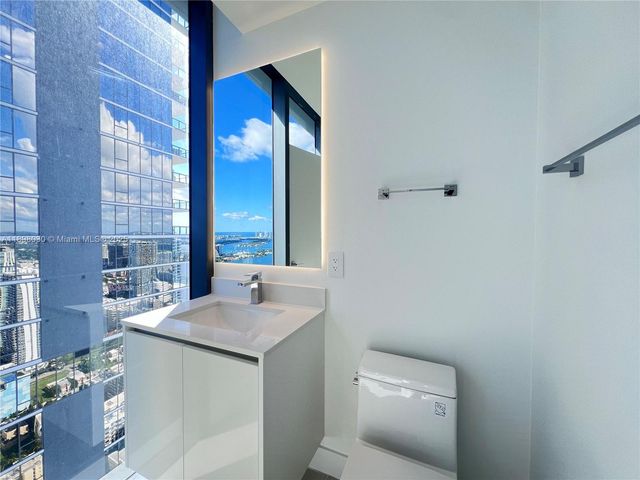 700 NE 24th St 5107, Miami, FL 33137