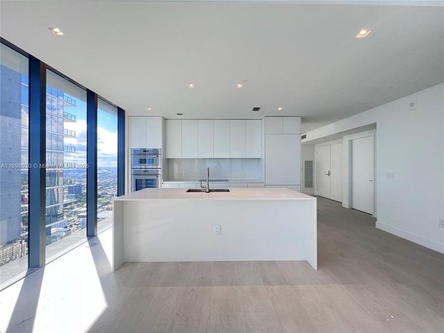 700 NE 24th St 5107, Miami, FL 33137