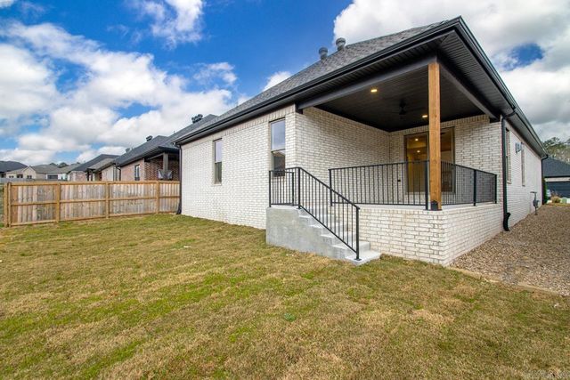 194 Fletcher Ridge Drive, Little Rock, AR 72223