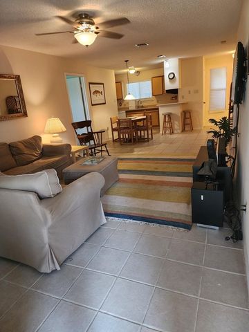 209 Forest Hills 111, Rockport, TX 78382