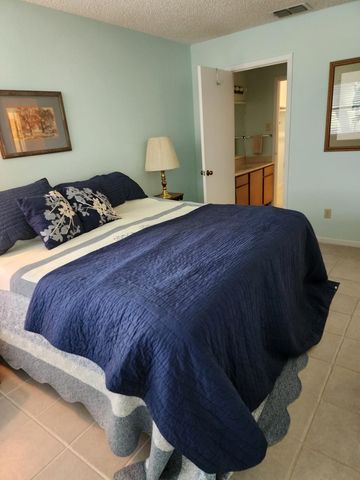 209 Forest Hills 111, Rockport, TX 78382