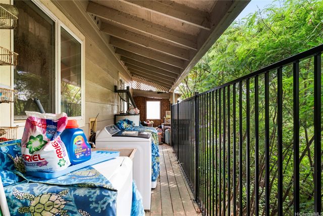 94-309 Waikele Road 1, Waipahu, HI 96797