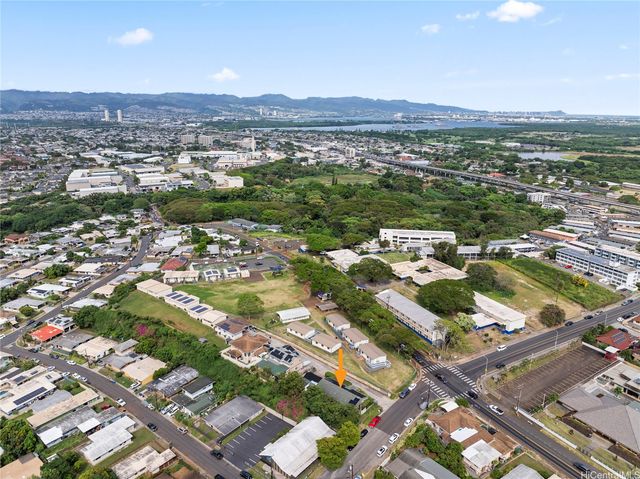 94-309 Waikele Road 1, Waipahu, HI 96797