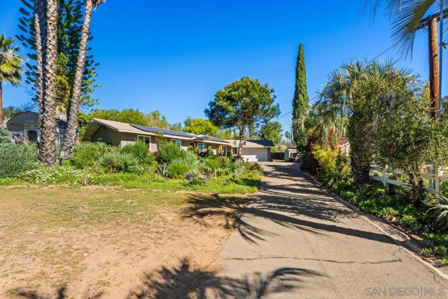 14118 Ipava Dr, Poway, CA 92064