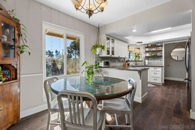 14118 Ipava Dr, Poway, CA 92064