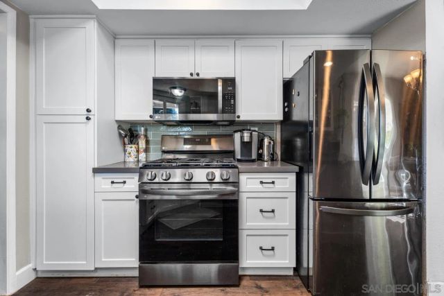 14118 Ipava Dr, Poway, CA 92064