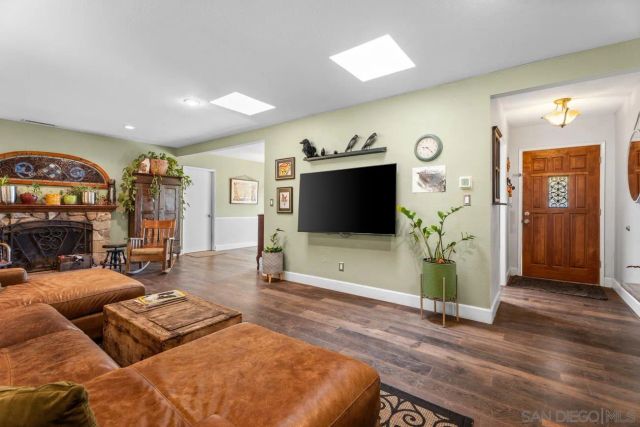 14118 Ipava Dr, Poway, CA 92064