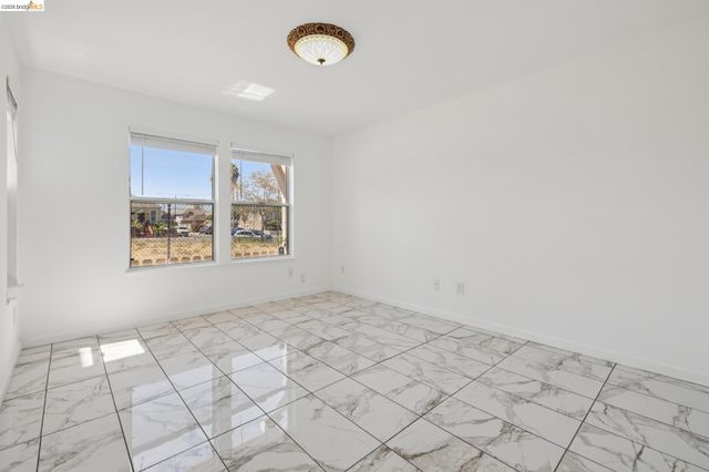 1021 Santa Ines Ct, Oakland, CA 94601