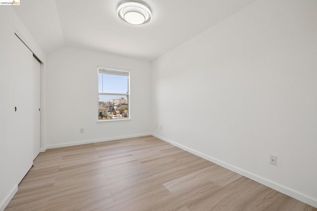 1021 Santa Ines Ct, Oakland, CA 94601