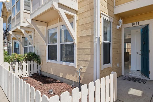 1021 Santa Ines Ct, Oakland, CA 94601