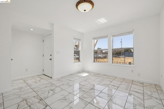 1021 Santa Ines Ct, Oakland, CA 94601