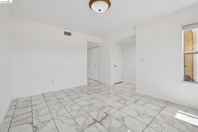 1021 Santa Ines Ct, Oakland, CA 94601