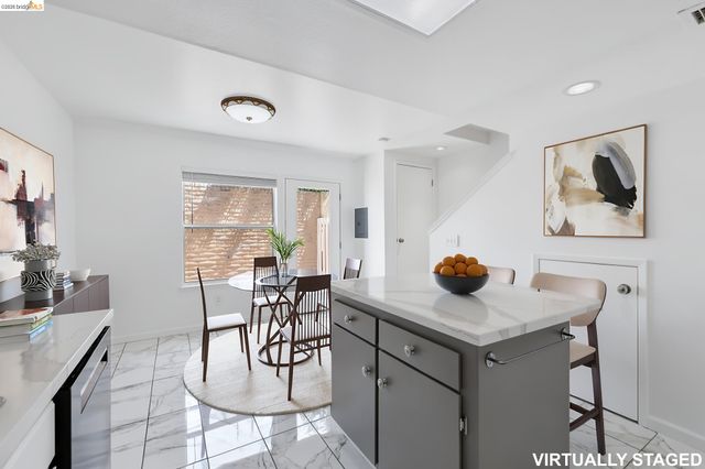 1021 Santa Ines Ct, Oakland, CA 94601