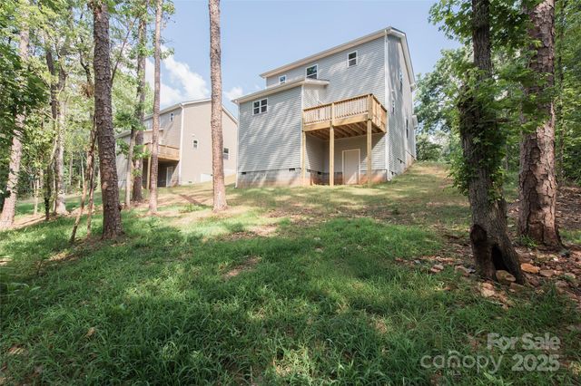 2206 Hillcrest Avenue, Albemarle, NC 28001