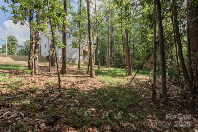 2206 Hillcrest Avenue, Albemarle, NC 28001