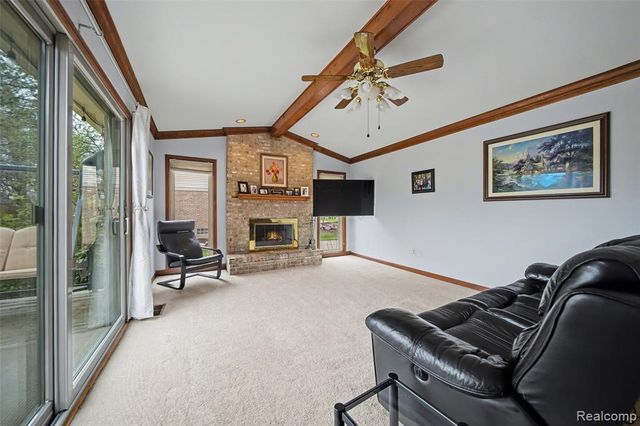 37764 Stableview Drive, Farmington, MI 48335