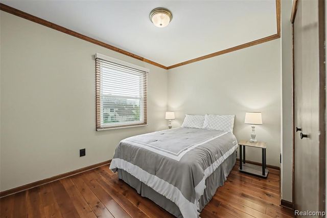 37764 Stableview Drive, Farmington, MI 48335