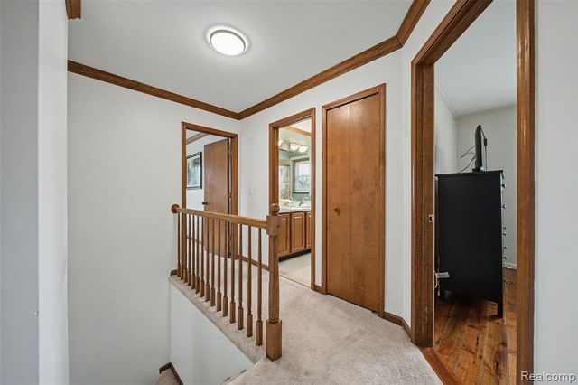 37764 Stableview Drive, Farmington, MI 48335