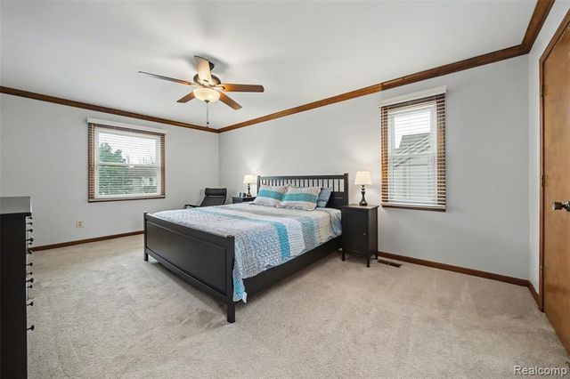 37764 Stableview Drive, Farmington, MI 48335