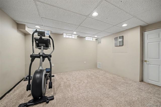 37764 Stableview Drive, Farmington, MI 48335