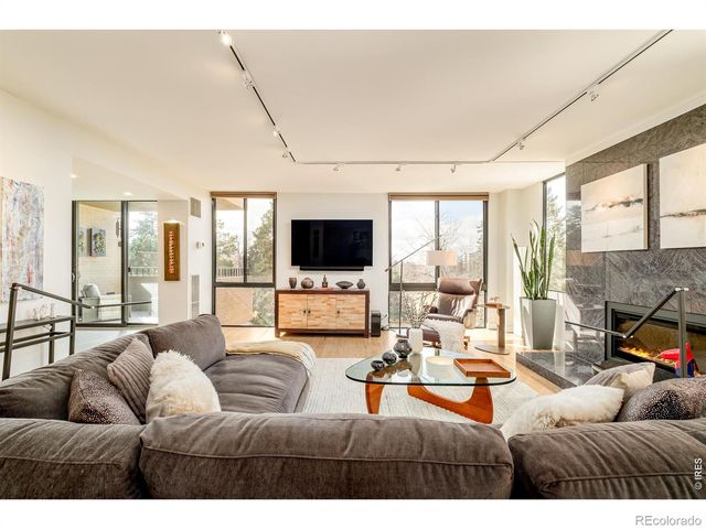 1111 Race Street 4B, Denver, CO 80206